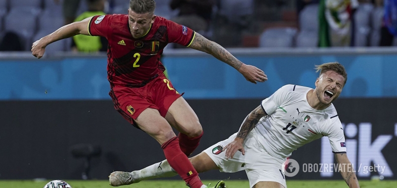 Форвард сборной Италии ''умер'' на поле, но воскрес, как только его команда забила гол. Видео